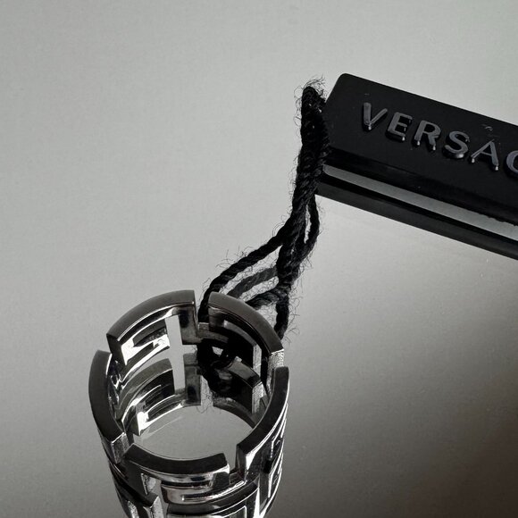 Ring - Picture 13 of 13